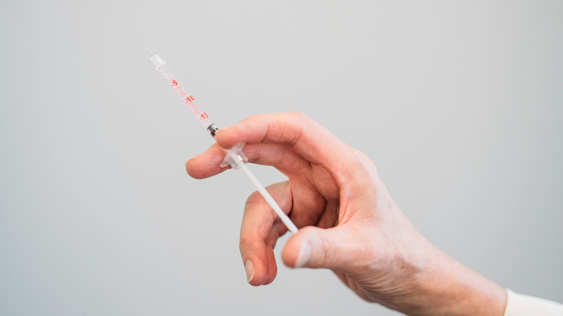 Botox gegen Schwitzen SKINMED Dr. Hilde Mily Dr. Rainer Henschel